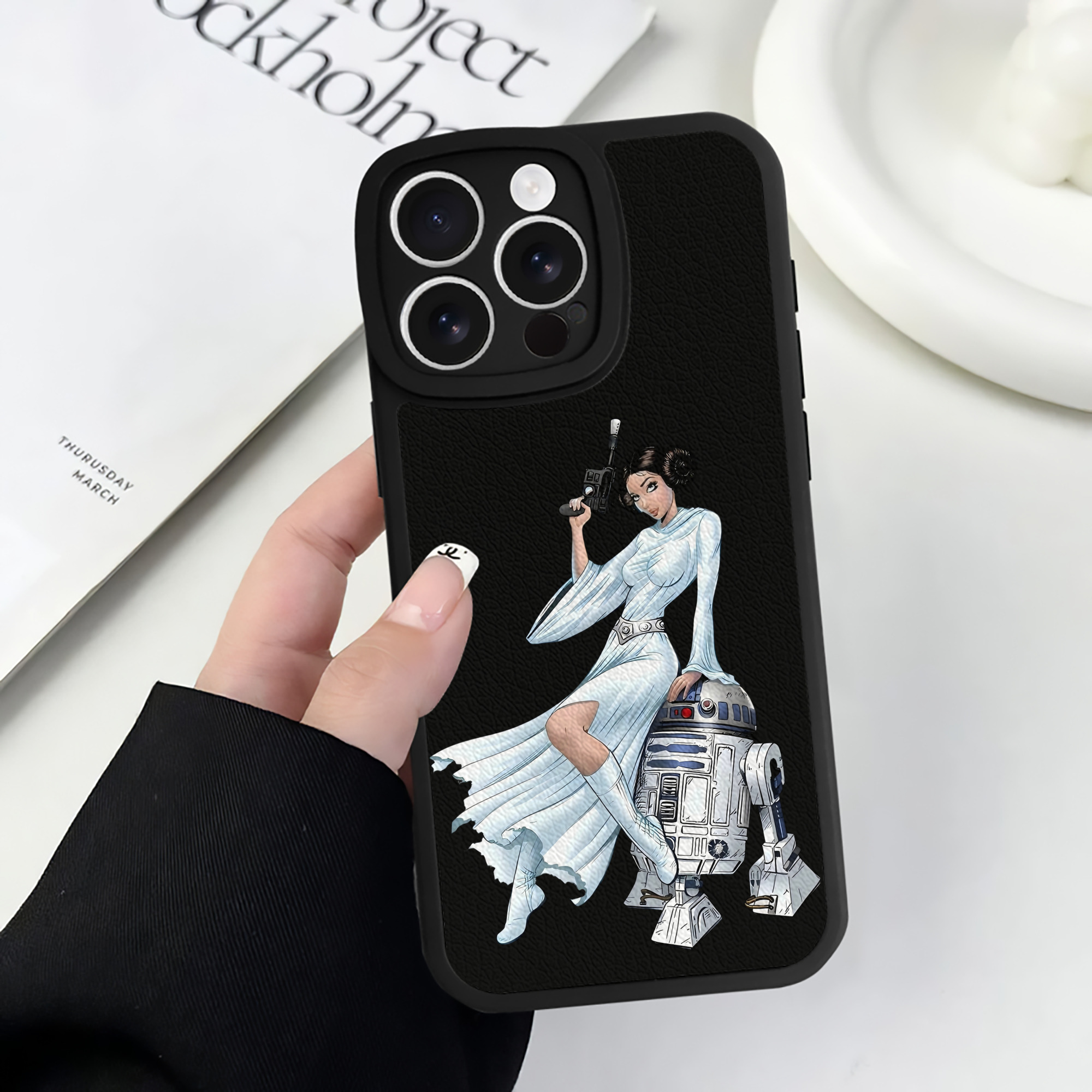 （画像用） スター・ウォーズ Star Wars 【iPhone 16シリーズ対応】シリコンスマホケース（レザー調） 材質：シリコン